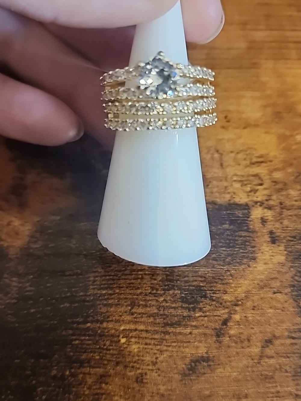 FP Size 6 Gold Gift Box Set Of 2 Rings, Luxury Full Rhinestone, Egagement Ring,